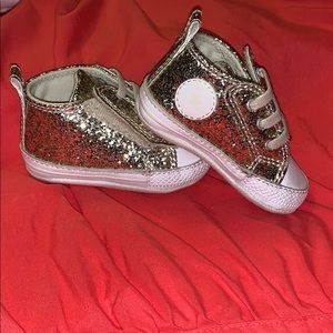 ✨Infant glitter converse ✨